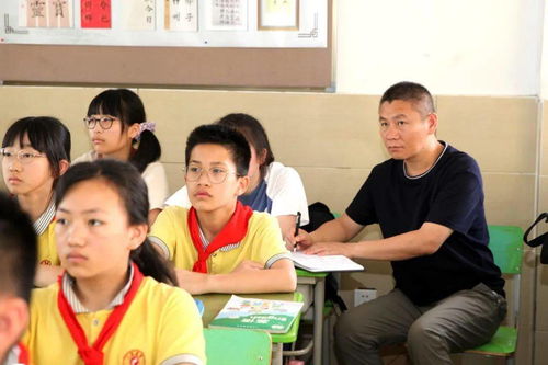 把握時代脈搏 增強(qiáng)使命擔(dān)當(dāng) 建設(shè)高質(zhì)量教育體系 記通師二附教育集團(tuán)發(fā)展共同體視導(dǎo)活動